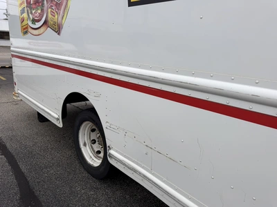 Used 2009 WORKHORSE BREAD TRUCK Box trucks Ohio US | Miedema Asset Management Group #1577918