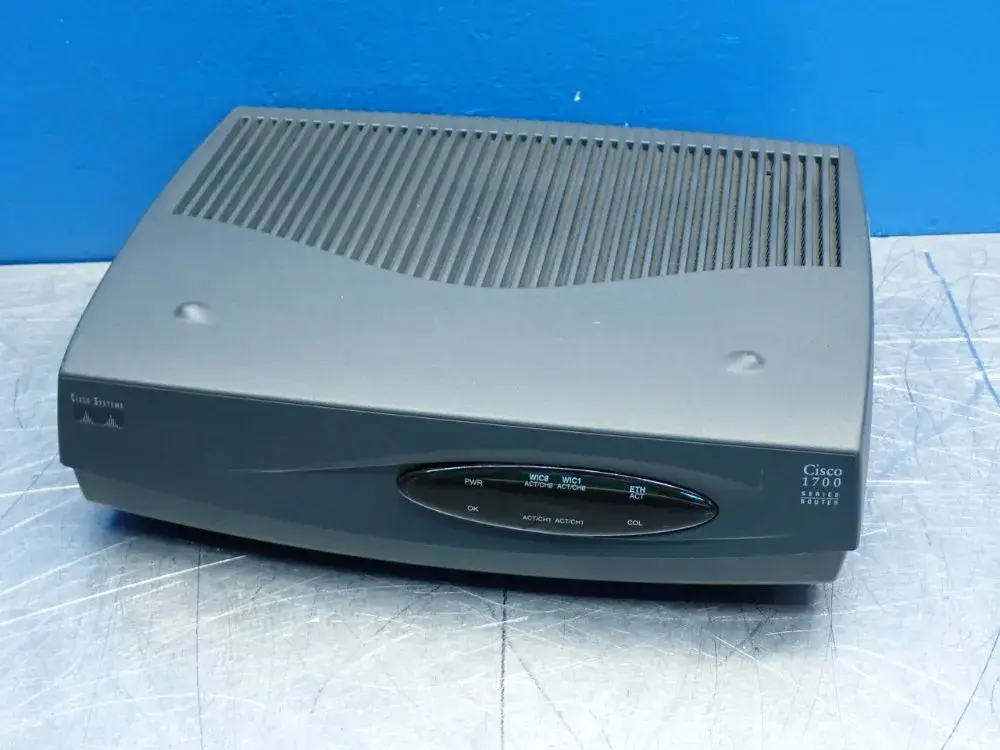 Used CISCO SYSTEMS 1720 Networking Routers Ohio US | HGR 24 #941804