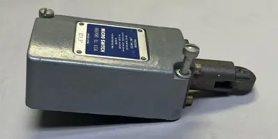 New | in-Stock HONEYWELL 205LS1 Miscellaneous Equipment (Electrical & Power) | Surplus Asset Holdings #1200140