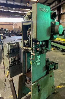 Used 1983 NIAGARA NIAGARA M22 20T O.B.I. Presses | Universal Metalworking Equipment #1282209