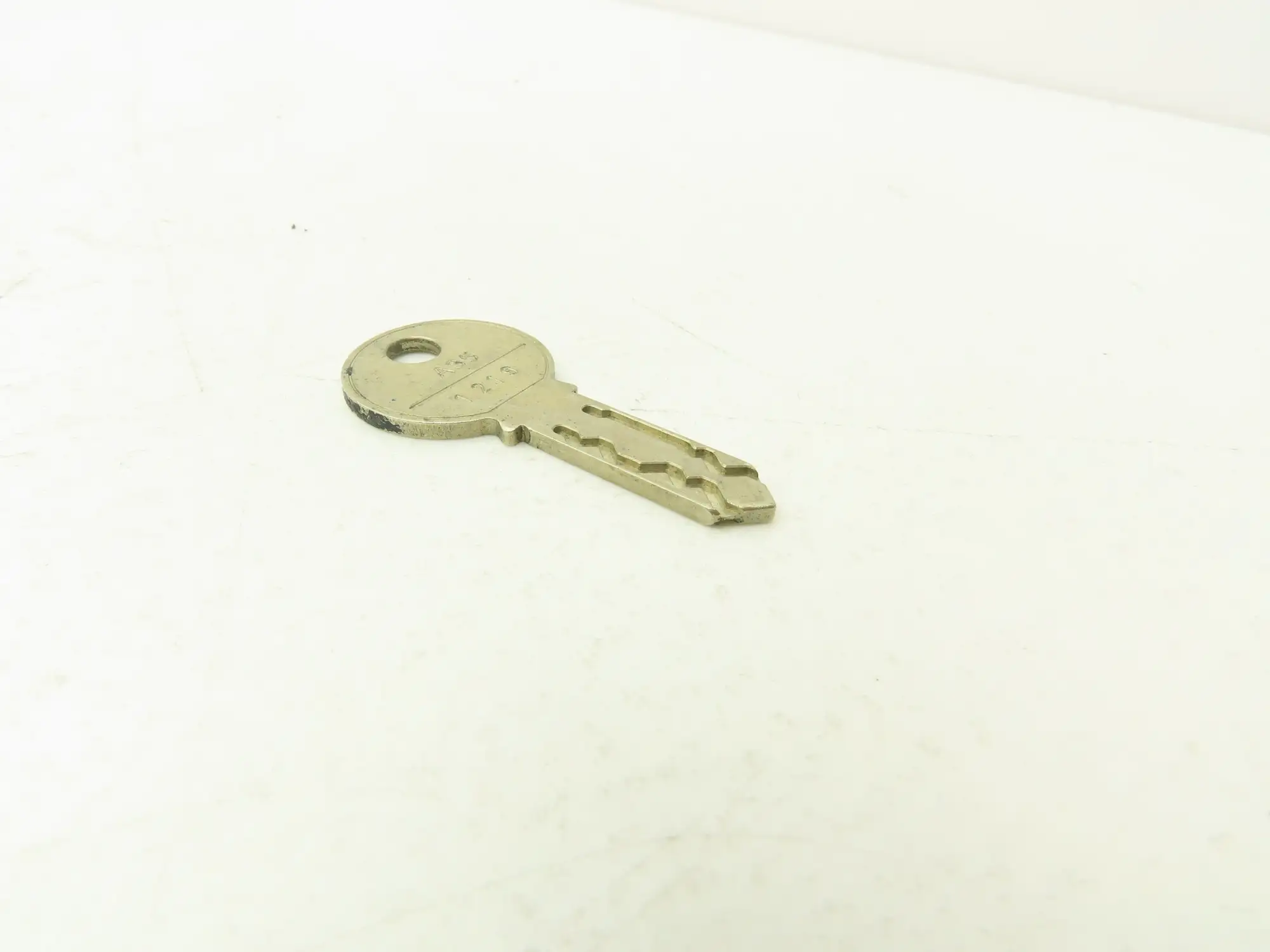 Vidmar 1219 A35 Stanley Cabinet Key A35 Cylinder Lock