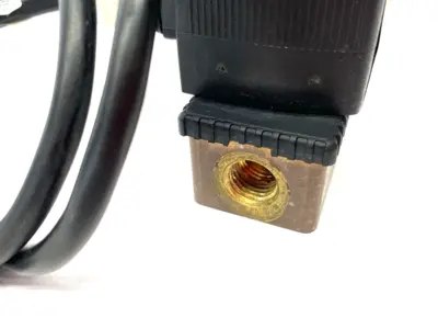 USED BURKERT DIRECT ACTING 2-WAY PLUNGER VALVE