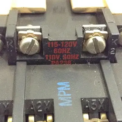 USED ALLEN BRADLEY 700-PK400A1 SER B