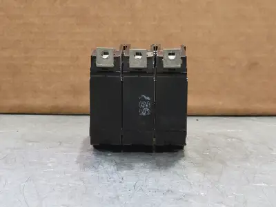 Used COMMANDER BQL370 Switchgears British Columbia CA | Lenmark #1438428