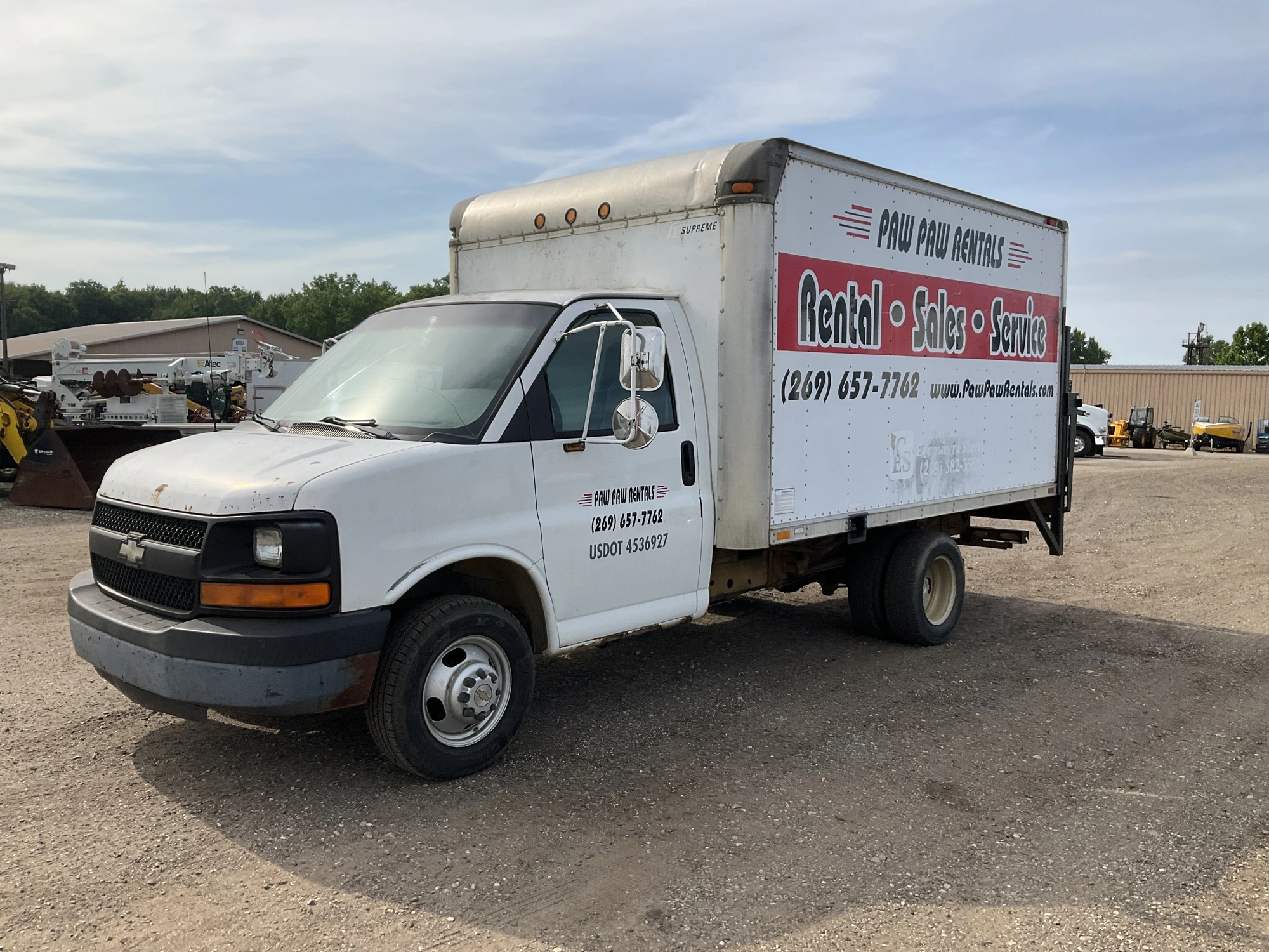 Used 2004 CHEVROLET EXPRESS Box trucks Michigan US | Miedema Asset Management Group #1301464