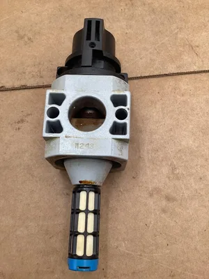 Festo HE-D-MIDI M243 Valve