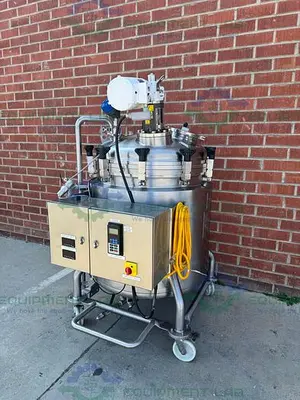USED ALLEGHENY 400 LITER STAINLESS STEEL JACKETED REACTOR 45 PSI W/ 5 HP TOP MIXER