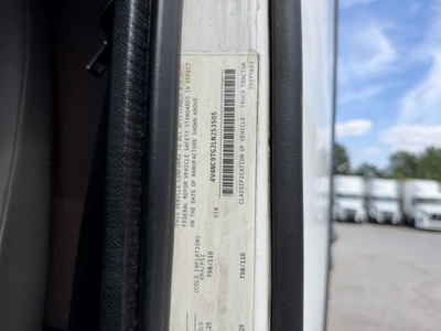 Used 2020 VOLVO VNL Conventional trucks Indiana US | Miedema Asset Management Group #1414624