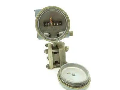 Acco 2408-10A-512-210-110 Signature Pressure Transmitter 24VDC 1/2" NPT 150PSI