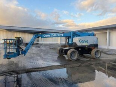 USED 2018 Genie Z60/37