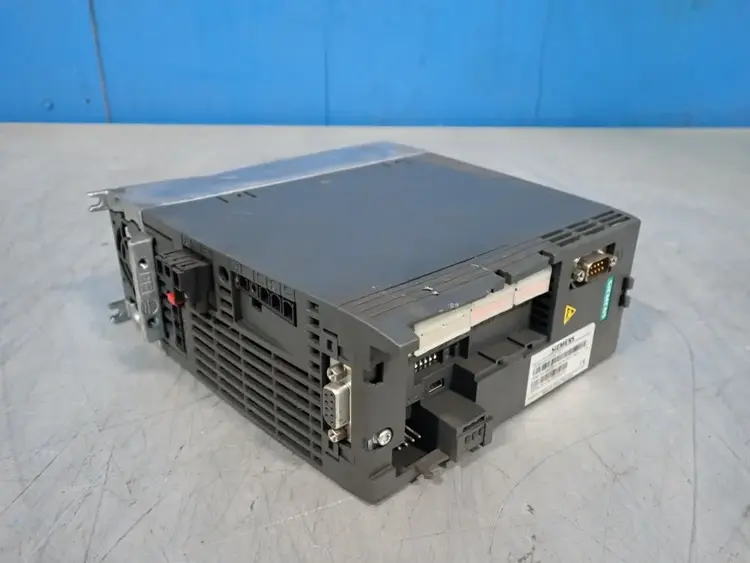Used SIEMENS 6SL32101KE143UP1 Power Converters - Battery Chargers Ohio US | HGR 24 #751950