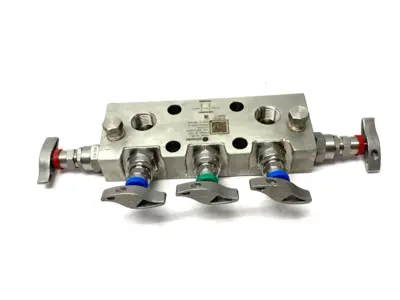 USED AS-SCHNEIDER STAINLESS STEEL 5-VALVE MANIFOLD 6092PSI/420BAR