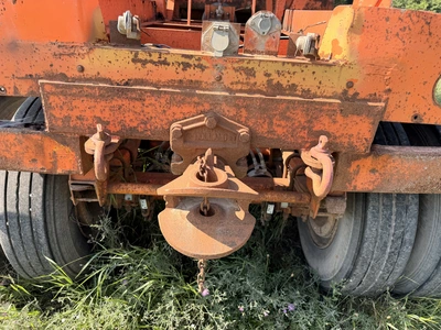 Used GRAVEL SPREADER _UNKNOWN_ Misc Spreaders Michigan US | Miedema Asset Management Group #1320840