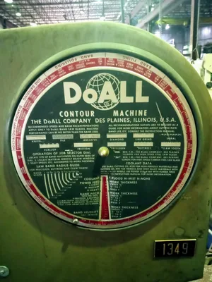Used DoALL 36-Series Contour Bandsaw Vertical Band Saws Quebec CA | Machineco #1256423