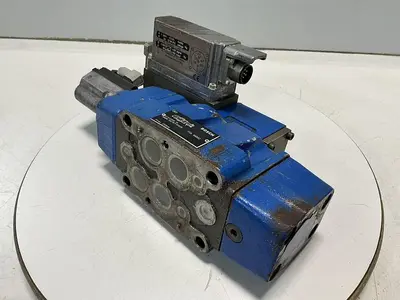 USED BOSCH 0 811 404 614