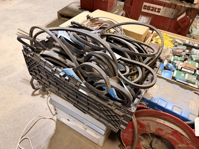 Used BIN OF NEW BELTS _UNKNOWN_ Spindle Belts Michigan US | Miedema Asset Management Group #1304336