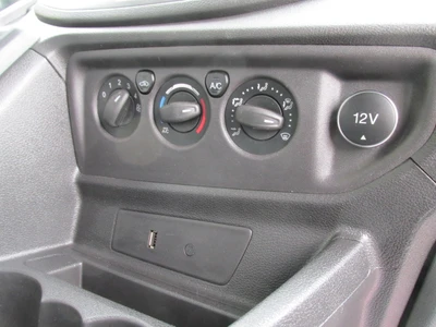 Used 2019 FORD TRANSIT 250 Vans Manitoba CA | Conquest Truck & Auto Sales #1508163