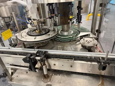 Used _UNKNOWN_ _UNKNOWN_ Cappers - Pluggers - Fitments Rhode Island US | Federal Equipment Company #1344458