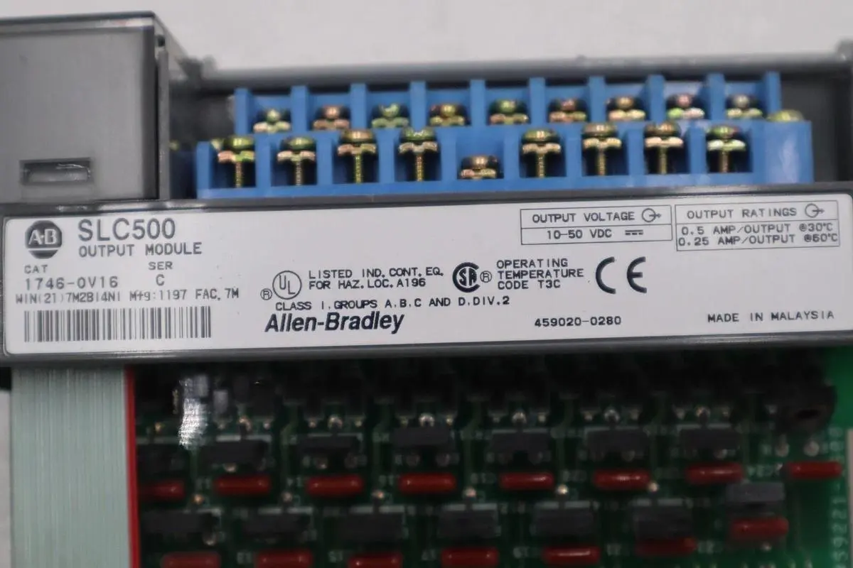 Allen Bradley 1746-OV16 /C SLC 500 16-Point Digital Output Module STOCK K-680-C