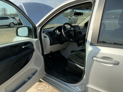 USED 2012 DODGE GRAND CARAVAN