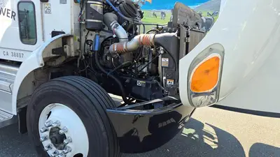 USED 2021 PETERBILT 330