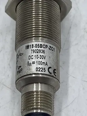 Used SICK SICK 1M18-05BCP-ZC1 Sensors | ND Industrial Surplus #1213722