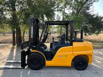 USED 2017 HYUNDAI 45D-9F