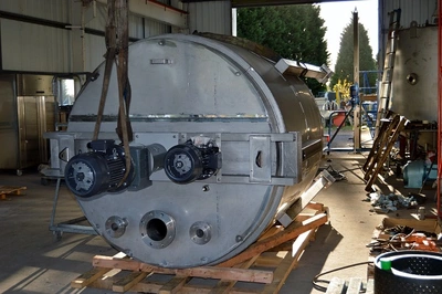 4500 L S/S Zero Pressure Jktd Encl Tank