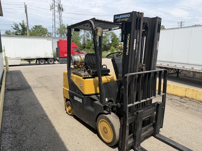 USED 2013 DAEWOO GC30P-3