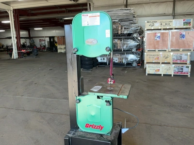Used _UNKNOWN_ _UNKNOWN_ Woodworking Vertical Band Saws Michigan US | Miedema Asset Management Group #1574974