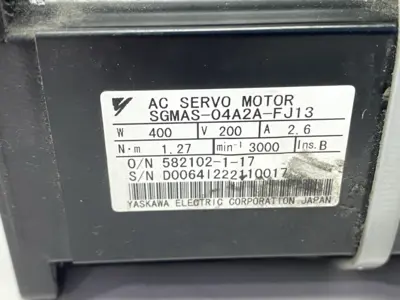 USED YASKAWA SGMAS-04A2A-FJ13