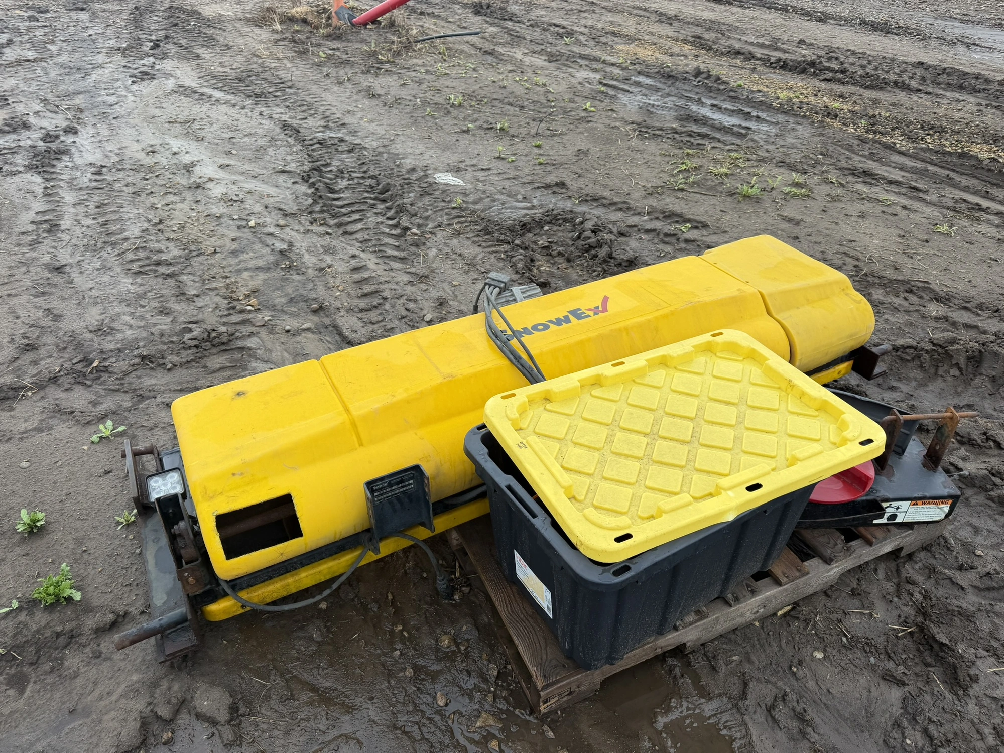Used _UNKNOWN_ _UNKNOWN_ Broadcast Spreaders Minnesota US | Miedema Asset Management Group #1444288