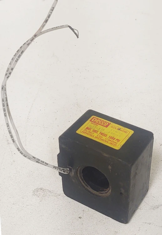 Used Decco 11-438 Solenoid Valves | Edwards Industrial Repair #978942