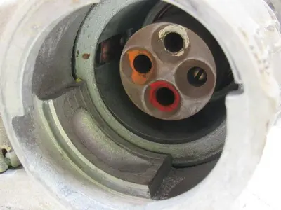 Crouse Hinds Co CES2214 Arktite Delayed Action Circuit Breaking Plug