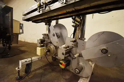 Labeler, Bottom Fed Labeler, Roser #5991074
