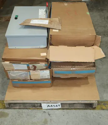 PALLET OF ASSORTED EATON CONTROL SWITCHES