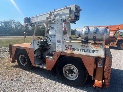 Used 1995 SHUTTLELIFT 3330ELB Mobile Cranes Tennessee US | Moore Equipment #1516704