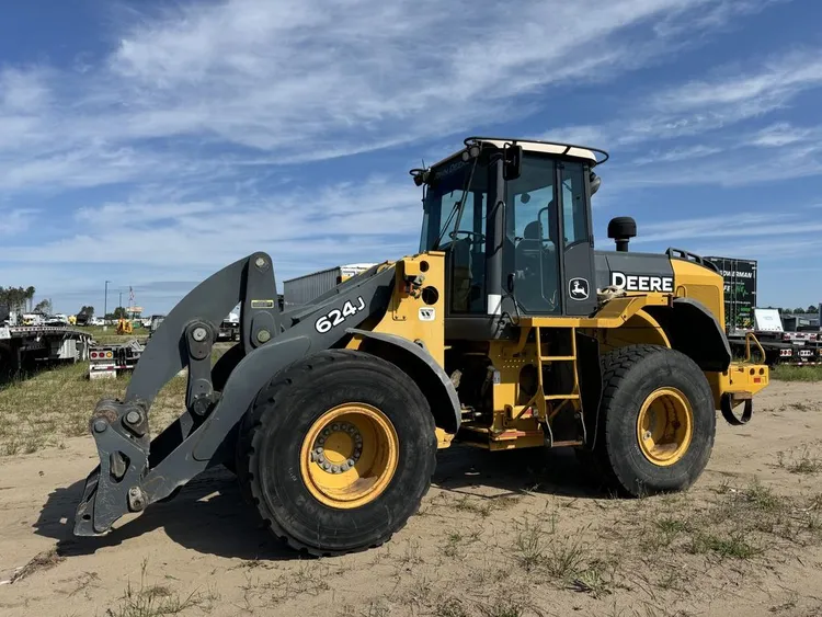 Used 2008 JOHN DEERE 624J Wheel Loaders Minnesota US | Carco Truck & Equipment #1514261