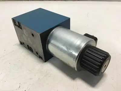 USED BOSCH 0 810 001 830