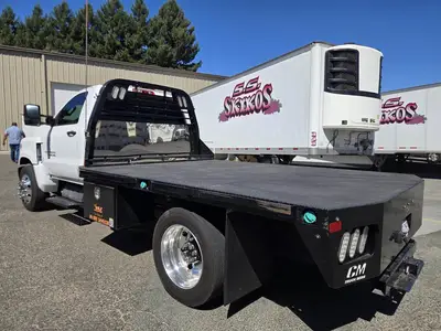 USED 2022 CHEVROLET SILVERADO 5500HD
