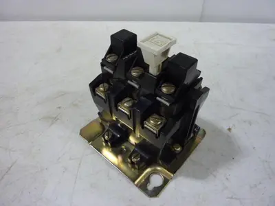 USED ALLEN BRADLEY 592-BOV169 SER B W25