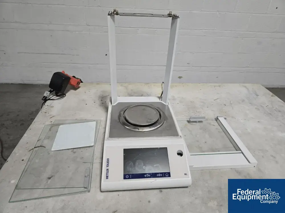 USED Mettler Toledo Mettler Toledo Laboratory Balance, Model ML 104T/00