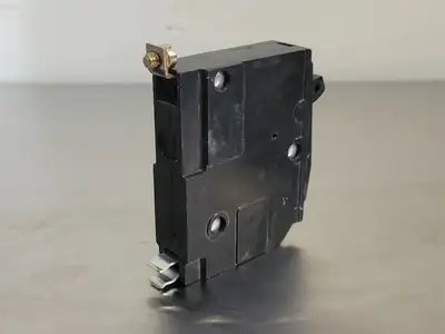 USED SQUARE D QOB130