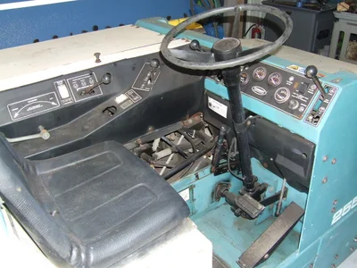 USED TENNANT 255