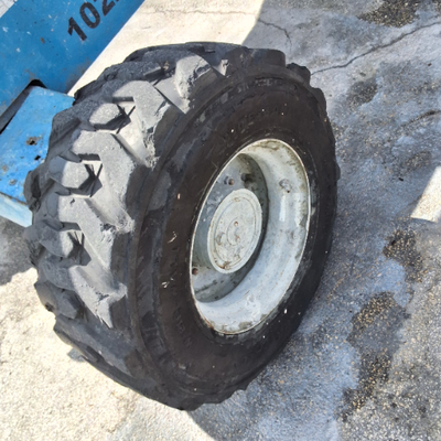 USED 2014 Genie S-40