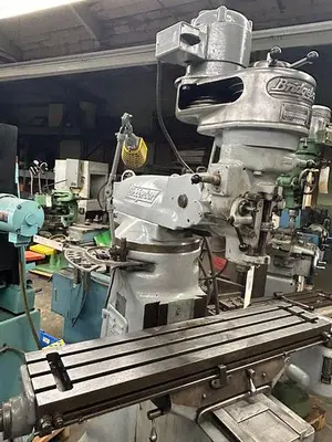 Bridgeport 9″ x 32″ 1 HP, 8-Speed Ram Type J-Head Vertical Milling Machine