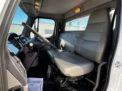 Used 2016 FREIGHTLINER M2 106 Tractors & Trailers Florida US | Truck and Van Outlet #1506256