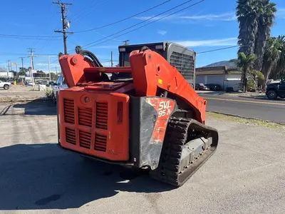 USED 2022 KUBOTA SVL95-2S