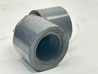 450733 | Nibco  1" PVC 90 Elbow FPT Schedule 80 CA07200 LOT OF 4 - Used