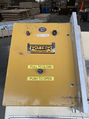 USED 2004 RITTER R875